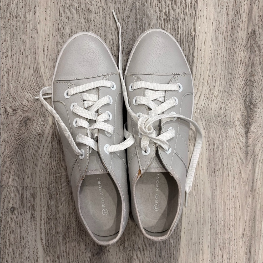 Rockport Light Gray Low-Top Sneakers